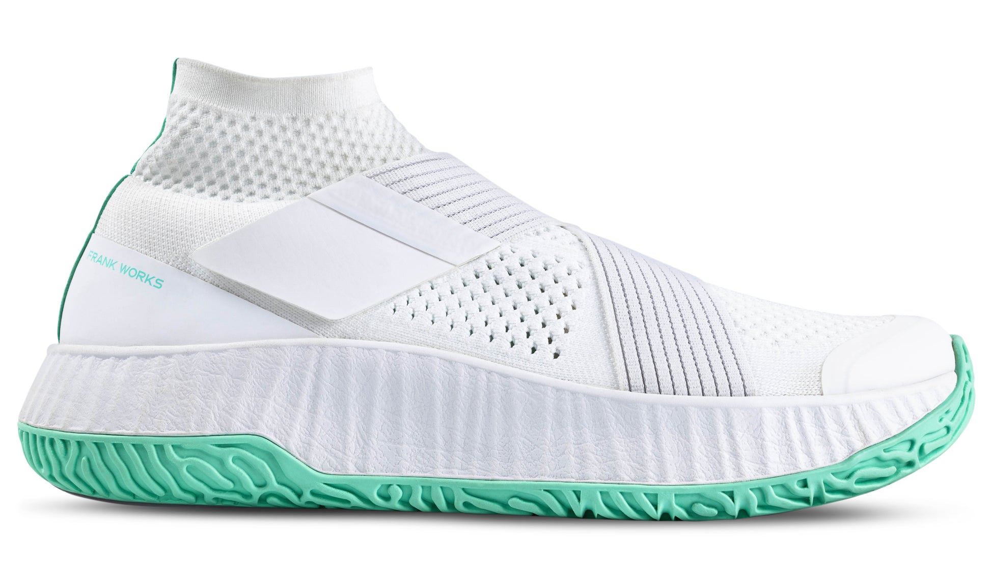 The lateral view of the right shoe of the white/white colorway of The One.